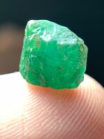 A Rare Green Treasure: 2.67ct Swat Emerald Crystal - Image 8