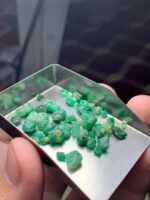 A Rare Green Jewel from Swat: 28.78ct Emerald Rough Lot - Image 5