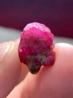 A Gem of Grace: 11.45 Carat Afghan Ruby Specimen - Image 7