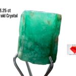 3.25ct Swat Emerald Crystal: A Natural Masterpiece of Precision and Color