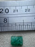 3.25ct Swat Emerald Crystal: A Natural Masterpiece of Precision and Color - Image 10