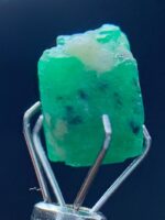 Unveiling the Beauty: A 4.09ct Gemstone with Exquisite Dimensions - Image 3