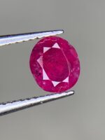 A Closer Look at a 0.80ct Faceted Ruby: Cut, Color, and Craftsmanship - Image 3