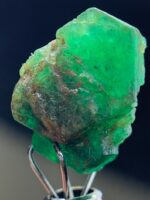 6.15ct Swat Emerald Crystal: Raw Green Beryl with Natural Charm - Image 6