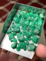 57.25 Carat Swat Emerald Rough Lot – Natural Uncut Green Gemstone (9.95 × 7.25 × 6.73 mm) - Image 3