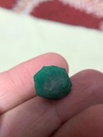An 18-Carat Swat Emerald Crystal — Compact Strength and Vivid Green - Image 7