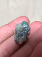 A Rare 24.80 ct Swat Emerald Specimen: Nature’s Green Masterpiece - Image 5