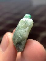A Rare 24.80 ct Swat Emerald Specimen: Nature’s Green Masterpiece - Image 6