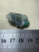 A Rare 24.80 ct Swat Emerald Specimen: Nature’s Green Masterpiece - Image 8