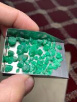 43.15 Carat Swat Valley Emerald Rough lot– Natural Uncut Material - Image 2