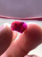 Afghan Ruby Specimen - 5.80 ct Collector Gemstone - Image 3
