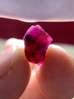 Afghan Ruby Specimen - 5.80 ct Collector Gemstone - Image 5