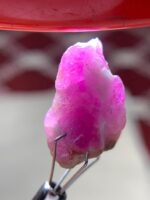 Natural 28.05 Carat Afghan Ruby Crystal – Elegant Collector’s Gemstone (21.50 × 14.10 × 11.87 mm) - Image 3