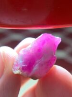 Natural 28.05 Carat Afghan Ruby Crystal – Elegant Collector’s Gemstone (21.50 × 14.10 × 11.87 mm) - Image 7