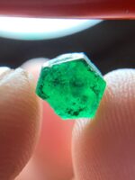 Petite Panjshir Emerald Gem – 1.25 Carat Crystal - Image 4
