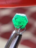 Petite Panjshir Emerald Gem – 1.25 Carat Crystal - Image 10
