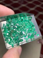 38.72 ct Swat Emerald Rough Lot: Natural Untouched Form - Image 2