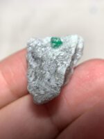 28.60ct Swat Emerald Specimen – Natural Untreated Green Crystal (24.13×18.49×8.89 mm) - Image 4