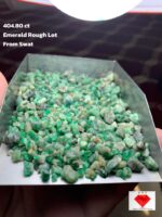 Discovering a Stunning 404.80ct Rough Emerald from Swat