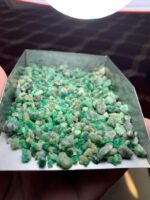 Discovering a Stunning 404.80ct Rough Emerald from Swat - Image 6