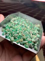 Discovering a Stunning 404.80ct Rough Emerald from Swat - Image 7