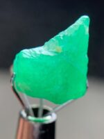 Rare 4.95ct Swat Emerald Crystal – Natural Beauty in a 12x10x7mm Gem - Image 2