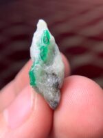 20.29 ct Swat Emerald Specimen – Compact Brilliance in Natural Form - Image 13