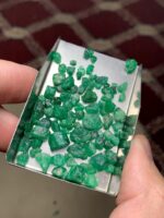 A Broad 48.60 ct Emerald Rough Lot from Swat Valley - Image 2