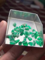 15.00 ct Swat Emerald Rough Lot – Tiny Gems, Big Character - Image 9