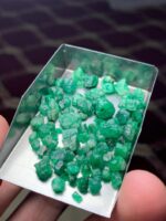 A Broad 48.60 ct Emerald Rough Lot from Swat Valley - Image 10