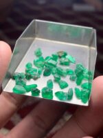15.00 ct Swat Emerald Rough Lot – Tiny Gems, Big Character - Image 12