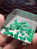 15.00 ct Swat Emerald Rough Lot – Tiny Gems, Big Character - Image 14