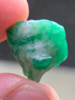8.37ct Emerald Crystal from Swat – 11×12×8mm Natural Green Gemstone - Image 7