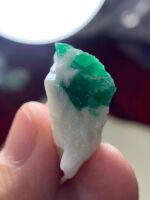 Magnificent 43.85ct Emerald Specimen from Swat – A Natural Gemstone Marvel (29x20x14mm) - Image 5