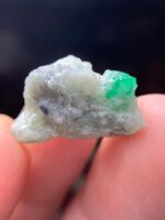 A Refined 19.89-Carat Swat Emerald Specimen: Small Scale, Strong Character - Image 4
