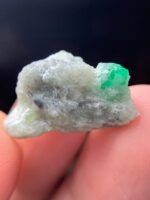 A Refined 19.89-Carat Swat Emerald Specimen: Small Scale, Strong Character - Image 5