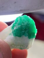 Magnificent 43.85ct Emerald Specimen from Swat – A Natural Gemstone Marvel (29x20x14mm) - Image 8