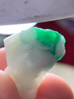 Magnificent 43.85ct Emerald Specimen from Swat – A Natural Gemstone Marvel (29x20x14mm) - Image 9