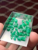 37.50 ct Emerald Rough Lot — Swat Valley, Pakistan - Image 16