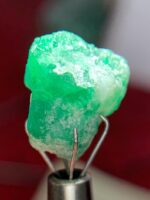 11.64ct Swat Emerald Crystal – Vivid Natural Beryl from the Mountains (14x13x11mm) - Image 4