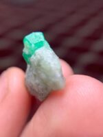 A 19.53-Carat Emerald Specimen from Swat Valley: Balance Between Mass and Form - Image 7