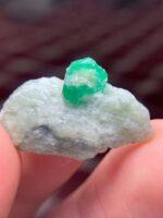 A 19.53-Carat Emerald Specimen from Swat Valley: Balance Between Mass and Form - Image 9
