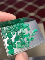 37.50 ct Emerald Rough Lot — Swat Valley, Pakistan - Image 10