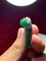 90.30ct Swat Emerald Specimen – Elegant Plate-Like Crystal with Vibrant Green - Image 3