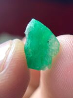 3.025ct Swat Emerald Crystal – Natural Elegance in Raw Form (11.90 x 7.83 x 5.92mm) - Image 4
