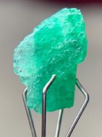 3.025ct Swat Emerald Crystal – Natural Elegance in Raw Form (11.90 x 7.83 x 5.92mm) - Image 6