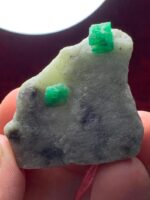 90.30ct Swat Emerald Specimen – Elegant Plate-Like Crystal with Vibrant Green - Image 9