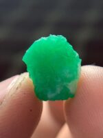 The Magnificent 7.87 ct Emerald Crystal: A Gem of Grandeur - Image 9