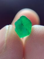 1.20ct Swat Emerald Crystal: Vivid Green Gemstone - Image 5