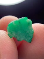 6.63ct Swat Emerald Crystal: A Bold, Natural Masterpiece from Pakistan’s Gem Valley - Image 3